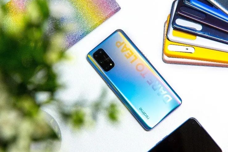DTC案例 | 3年突破1億全球用戶，Realme憑啥保持50%逆勢增長？